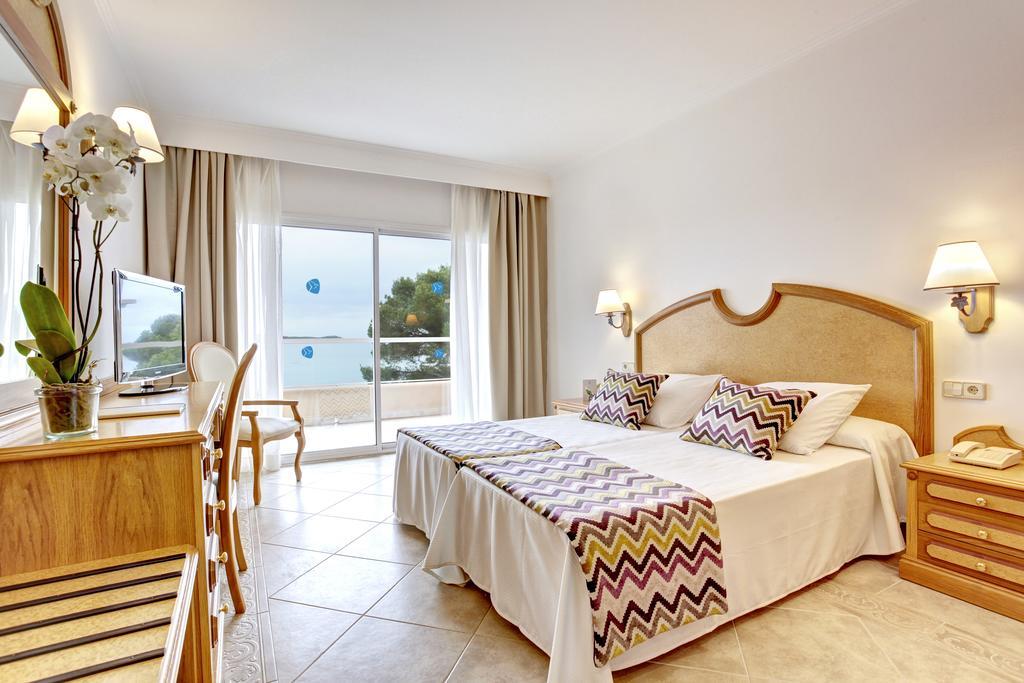 סנטה אאולריה דס ריו Grupotel Santa Eularia & Spa - Adults Only מראה חיצוני תמונה